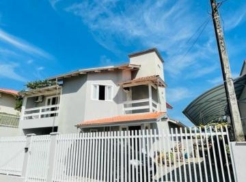 Casa · 245m² · 4 Quartos · 1 Vaga · Casa Alvenaria para Venda em Dom Joaquim Brusque-SC