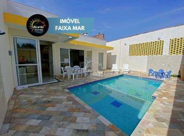 Casa · 225m² · 5 Quartos · 4 Vagas · CASA QUADRA MAR COM PISCINA NO BALNEÁRIO BETARAS –