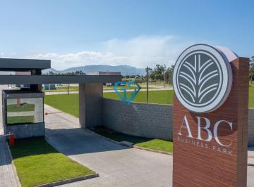 Comercial · Área à venda no bairro Centro - Porto Belo/SC