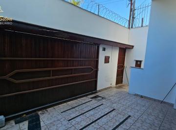 Foto 01 · CASA NO CENTRO COM EXCELENTE LOCALIZAÇÃO, BRAGANÇA PAULISTA - SP