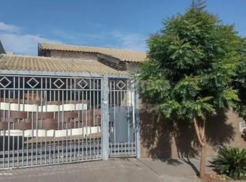 Casa · 239m² · 2 Quartos · 3 Vagas · Excelente Casa para Venda