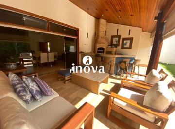 Casa · 15m² · 5 Quartos · 4 Vagas · Casa Condomínio à venda, 5 quartos, 4 suítes, 4 vagas, Condomínio Budeus - Uberaba/MG