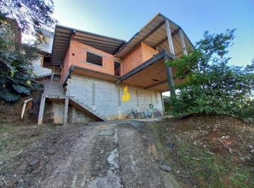 Casa · 296m² · 4 Quartos · 4 Vagas · Casa inacabada no Bairro das Capitais em Timbó