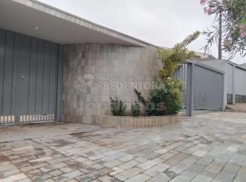 Casa · 438m² · 3 Quartos · 7 Vagas · Casa Padrão em São José do Rio Preto