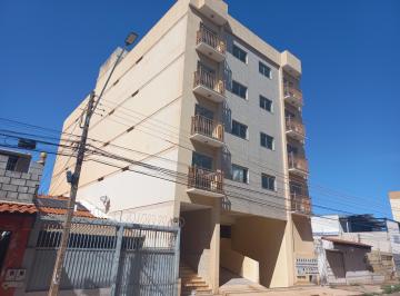 FACHADA · Apartamentos com três quartos, elevador, varanda, garagem no subsolo