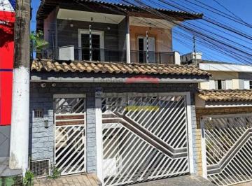 Casa · 268m² · 3 Quartos · 6 Vagas · Sofisticação, conforto e localização privilegiada - Sobrado à venda próximo ao Horto Florestal!