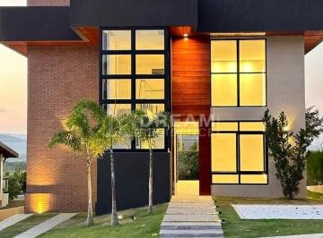 Casa · 260m² · 4 Quartos · Casa à venda no bairro Gravatá Centro - Gravatá/PE