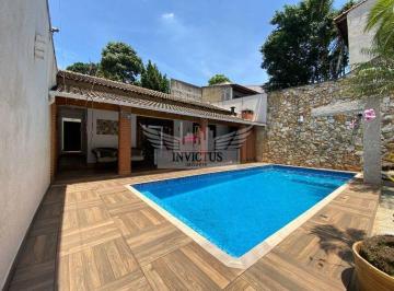 Casa · 495m² · 4 Quartos · 8 Vagas · Sobrado Alto Padrão com 3 Suítes para Comprar, 495m² - Campestre, Santo André/SP.