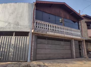 Casa · 230m² · 3 Quartos · 2 Vagas · Casa à venda, 3 quartos, 1 suíte, 2 vagas, Castelinho - Piracicaba/SP