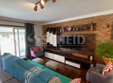 Casa · 320m² · 1 Quarto · Excelente casa terrea, frente ampla, 6 vagas ou mais!. reformada. Ar condicionado