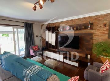 Casa · 320m² · 3 Quartos · 6 Vagas · Excelente casa terrea, frente ampla, 6 vagas ou mais!. reformada. Ar condicionado