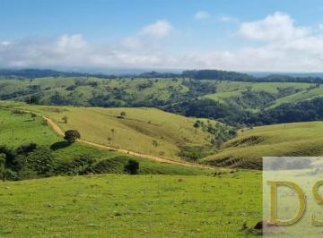 Foto 01 · FAZENDA A VENDA EM CAPÃO BONITO-SP, COM ÁREA TOTAL DE 162 ALQUEIRES, CONTENDO CASA SEDE, CASA DE CAS