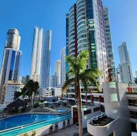 Apartamento de 3 quartos, Balneário Camboriú · Apartamento para venda com 137 m² Decorado 10 Andar