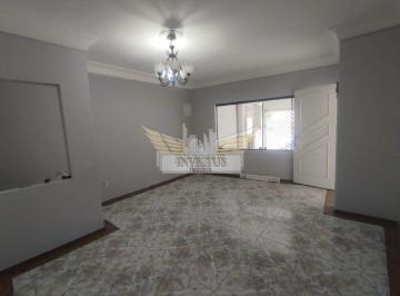 Casa · 174m² · 3 Quartos · 2 Vagas · Sobrado com 3 Quartos para Comprar, 173m² - Parque Jaçatuba, Santo André/SP. 
