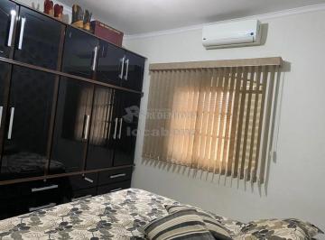 Casa · 200m² · 4 Quartos · 2 Vagas · Casa / Padrão - Residencial Jardim Antunes  - Locação e Venda - Residencial