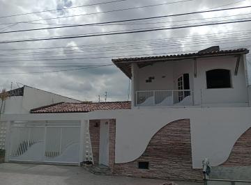 Casa de 3 quartos, Feira de Santana · VENDO EXCELENTE CASA NO JARDIM CRUZEIRO