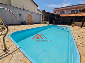 Casa de 3 quartos, Vicente Pires · Casa Top de 03 Suítes em Vicente Pires