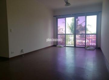 Apartamento · 104m² · 3 Quartos · 1 Vaga · Apartamento com 3 quartos (1 suíte) em prédio clássico em Santo Amaro