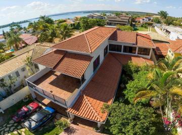 Casa de 5 quartos, Brasília · CASA VENDE ou ALUGA - LAGO SUL - COND BEIRA LAGO - BELÍSSIMA VISTA