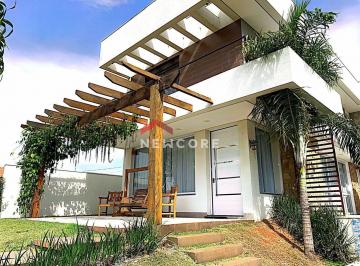 Casa · 280m² · 4 Quartos · 1 Vaga · Casa em Pardinho - Centro - Pardinho/SP