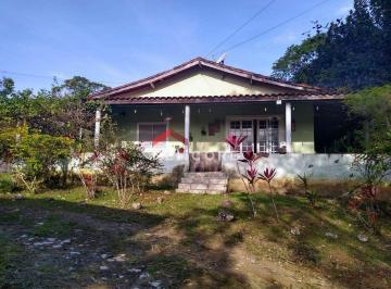 Rural · 200m² · 3 Quartos · 6 Vagas · Sítio em Sitio do Seu João - Fazenda São João - Pedro de Toledo/SP