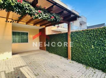 Casa · 92m² · 2 Quartos · 1 Vaga · Sobrado em Rua 426 - Morretes - Itapema/SC