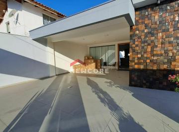 Casa · 203m² · 3 Quartos · 4 Vagas · Casa em Rua Pirabeiraba - Itacolomi - Balneário Piçarras/SC