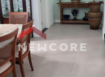 Casa · 330m² · 4 Quartos · 3 Vagas · Sobrado em  Rua Olavo Bilac - Triângulo - Tremembé/SP