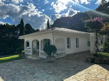 Casa de 4 quartos, Confins · CASA  A VENDA EM  CONFINS MG