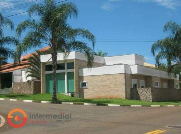 Casa · 227m² · 4 Quartos · 2 Vagas · Casa em Condomínio com 04 dormitórios