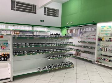 Comercial · 400m² · 2 Quartos · Oportunidade Única: Imóvel Amplo no Centro de Campos dos Goytacazes