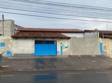 Foto · Imperdível Casa Comercial à Venda em Vila Brasília, Aparecida de Goiânia-GO: 3 Quartos, 1 Suíte, 2 S