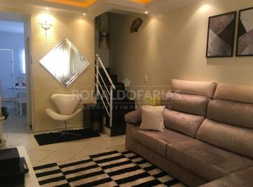 Casa · 101m² · 3 Quartos · 2 Vagas · Sobrado Padrão 3 Dormitórios 1 Suíte 2 Vagas à Venda Campo Grande
