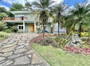 Foto 01 · Casa de alto padrão em condomínio: 4 quartos, 4 suítes, 4 salas, 6 banheiros, 8 vagas, 585,52 m² - C