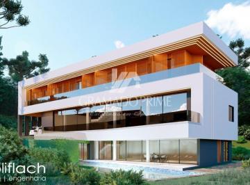 Casa · 708m² · 3 Vagas · LUXO E REQUINTE É O QUE DEFINE ESSE IMÓVEL
