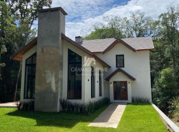 Casa · 360m² · 2 Vagas · CASA ALTO PADRÃO EM LUXUOSO CONDOMÍNIO DE GRAMADO!
