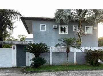 Casa · 800m² · 5 Quartos · 5 Vagas · Casa em Vargem Grande, com 5 Quartos, sendo 5 suítes, 800m2 de Terreno