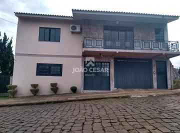 Casa · 269m² · 2 Vagas · EXCELENTE CASA EM BAIRRO NOBRE