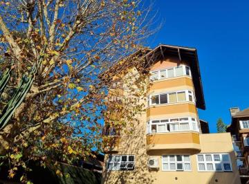 Apartamento · 102m² · 1 Vaga · AMPLO APARTAMENTO CENTRO DE GRAMADO