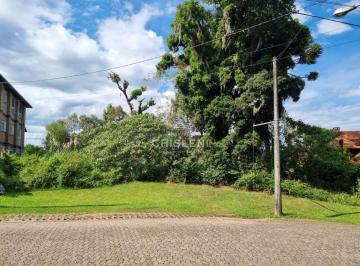 Terreno · 950m² · EXCELENTE TERRENO DUPLO NO QUINTA DA SERRA