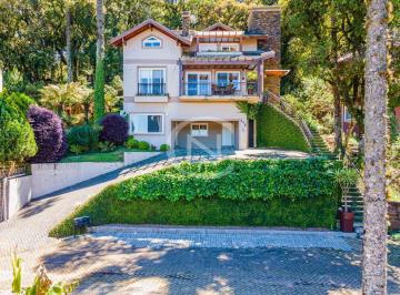 Casa · 380m² · 2 Vagas · CASA NO CONDOMÍNIO QUINTA DA SERRA EM CANELA COM 380M²