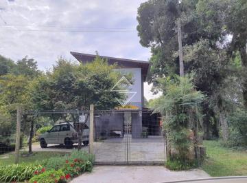 Casa · 300m² · 2 Vagas · CASA COM VISTA DESLUMBRANTE E CONFORTÁVEL KITNET