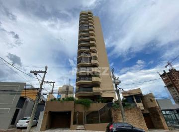 Apartamento · 218m² · 3 Quartos · 3 Vagas · Apartamento no Edifício Residencial Phoenix 