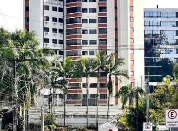 Apartamento · 320m² · 3 Quartos · 3 Vagas · Apartamento à venda no bairro Atiradores - Joinville/SC