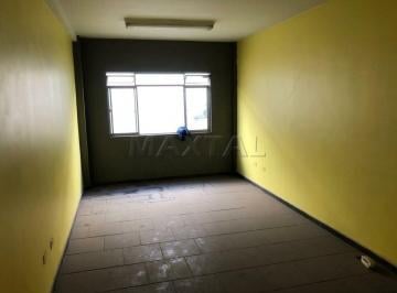 Comercial · 31m² · Sala Comercial na Região de Santa Teresinha com 31m², com 1 salas e 1 banheiros.