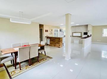 Casa · 324m² · 3 Quartos · 5 Vagas · Condomínio da Colina | 03 dormitórios | Linha 40