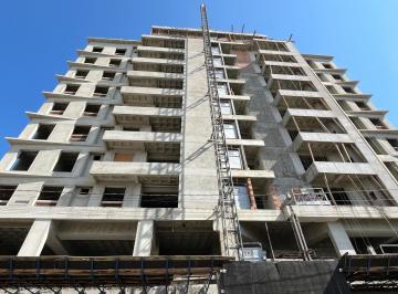 Apartamento · 84m² · 3 Quartos · 1 Vaga · Apartamento frente mar em balneario picarras