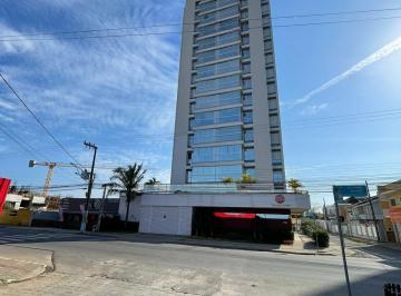 fachada predio · apartamento frente mar