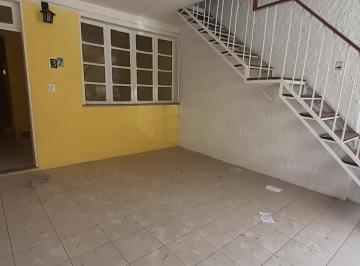 Casa de 4 quartos, Belém · Casa para fins comercial/Residencial com 4 quartos,terraço e garagem em São Brás