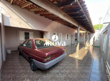 Casa · 153m² · 6 Quartos · 2 Vagas · Casa à venda, 6 quartos, 1 suíte, 2 vagas, Volta Grande - Uberaba/MG